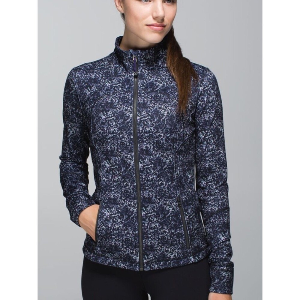 lululemon athletica Women’s Forme Jacket Purple Blue Size 4 Workout Running